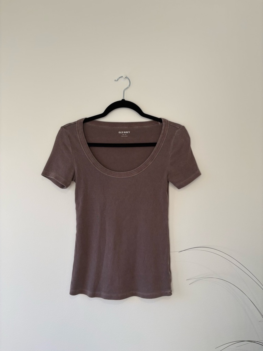 Old Navy Short Sleeve Scoop Neck Tee - Brownish Taupe